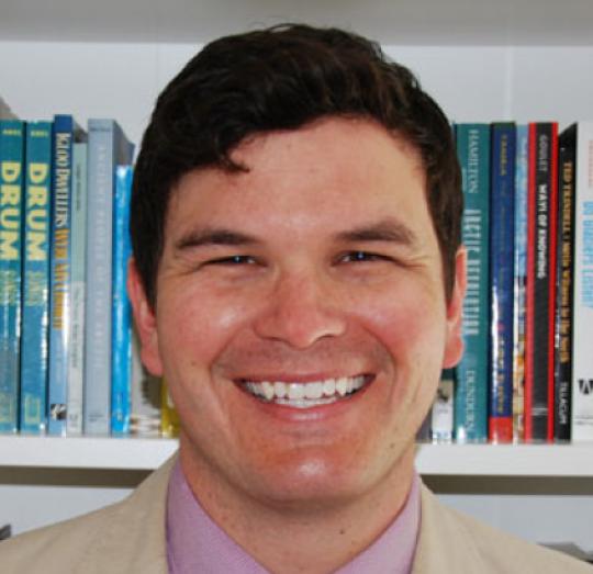 Dr. Peter Kikkert